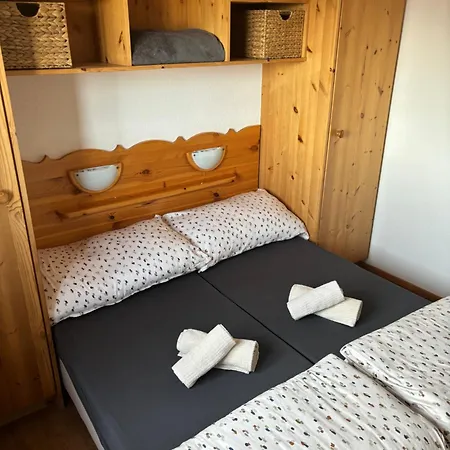 Pracondu, Ski-in Ski-out, Con Vista Sulle Alpi Apartmán *