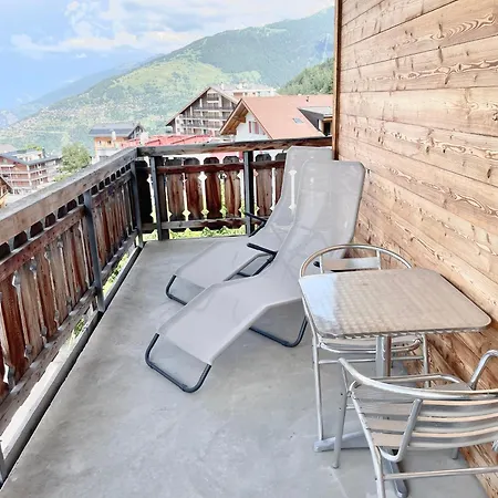 Pracondu, Ski-in Ski-out, Con Vista Sulle Alpi